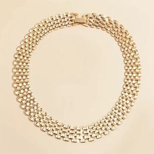 Gold Plated Choker Chainlink Necklace.